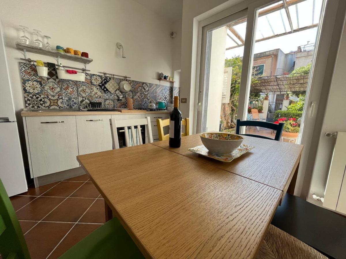 Vila Da Sophie Mondello Exteriér fotografie